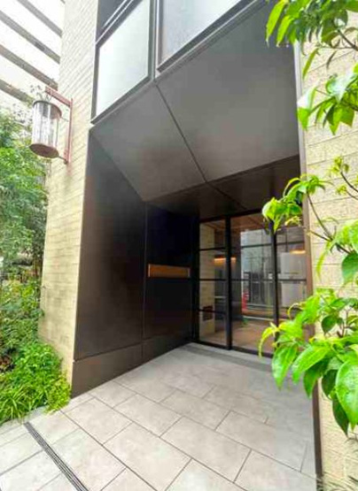 【エントランス】ルジュール神田須田町