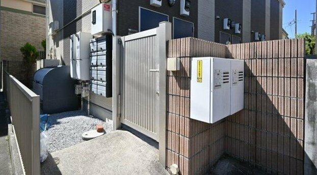 【エントランス】