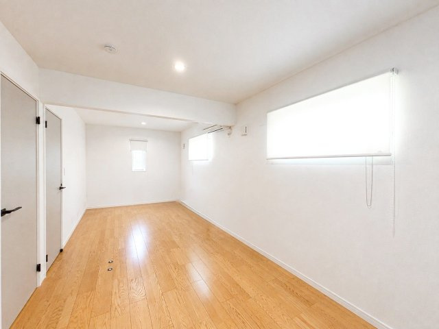 福岡市南区屋形原4丁目 中古戸建のトイレ|トイレは各階にあります！
混雑を防げて、来客時のプライバシー確保にもなりますね！