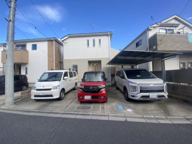 さいたま市緑区三室戸建て～駐車3台可（車種による）～