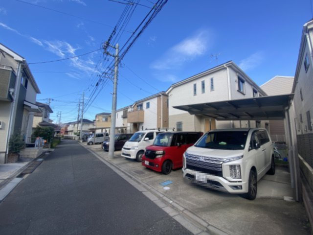 さいたま市緑区三室戸建て～駐車3台可（車種による）～の前面道路含む現地写真|デジタルステージングをしております