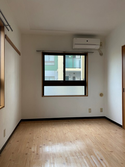 ソシア城山小路　壱番館の洋室|南側洋室