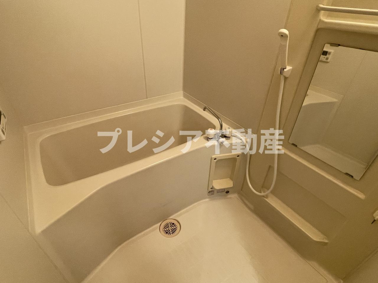 ヒルズ上甲子園の浴室
