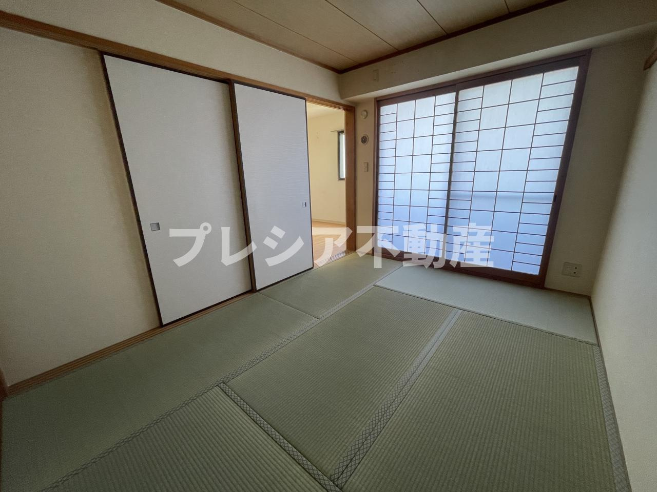 ヒルズ上甲子園の和室