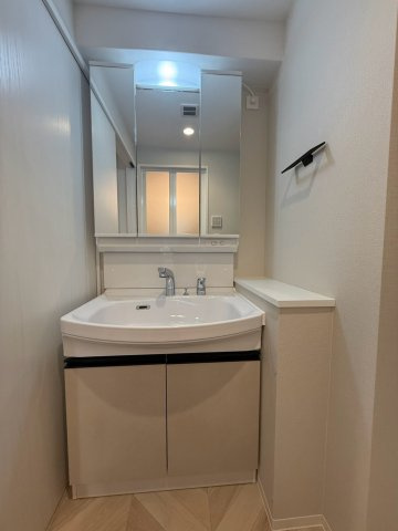 【洗面所】 | Louis Residence 弁天町