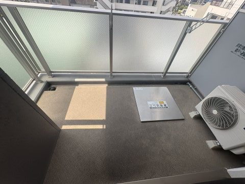 ライブガーデン江坂Ⅷのバルコニー