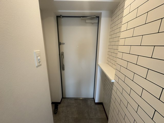 ライブガーデン江坂Ⅷの玄関
