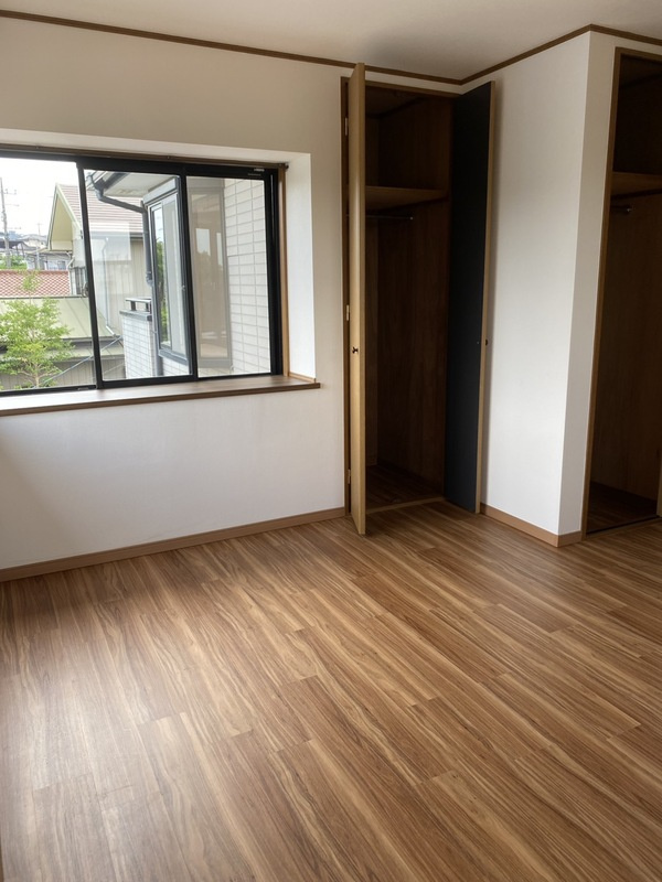 菅田町戸建の寝室