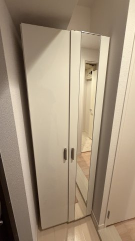 クレセント美野島の玄関