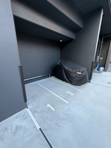 【駐車場】 | Louis Residence 弁天町