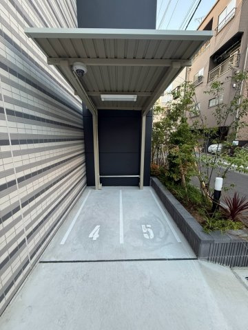 【駐車場】 | Louis Residence 弁天町