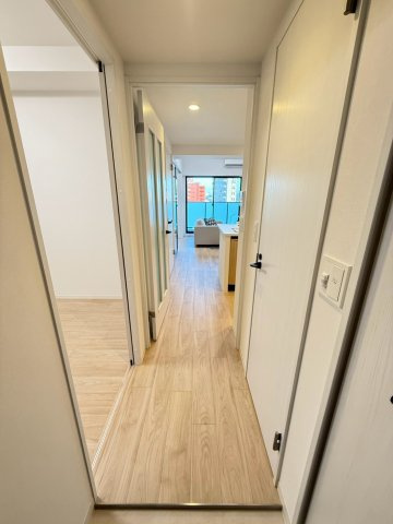 【玄関】 | Louis Residence 弁天町