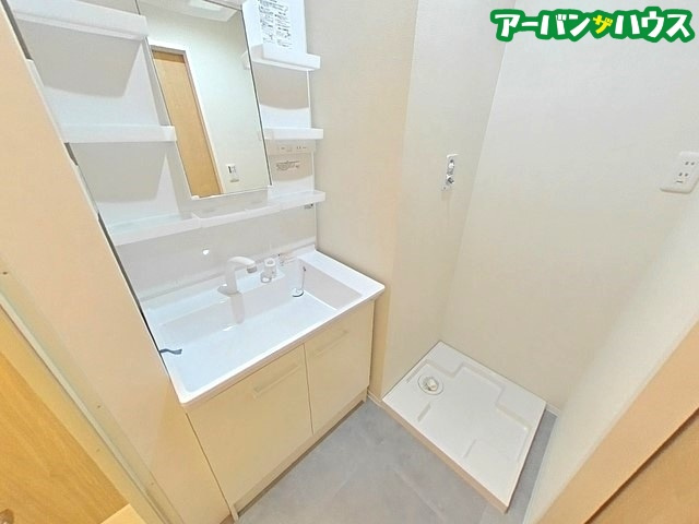 REGALE 船頭町の洗面所