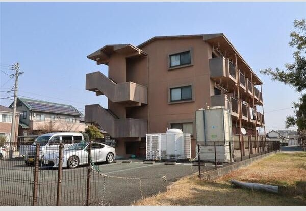 マンションセイバーの駐車場