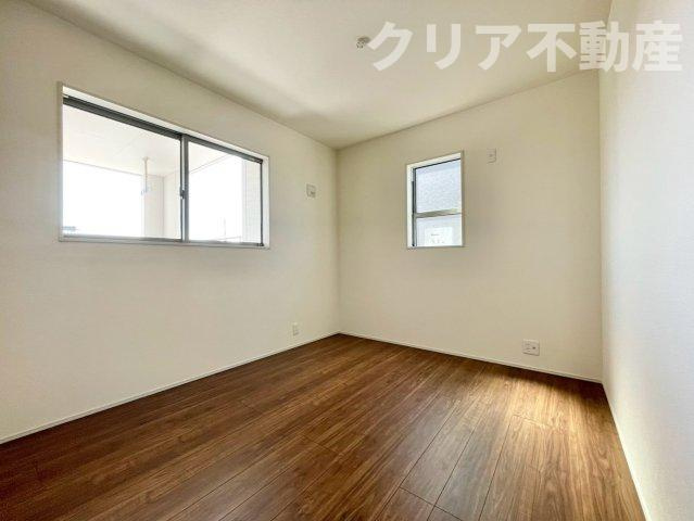 【洋室】 | 藤岡市下戸塚　新築５号棟