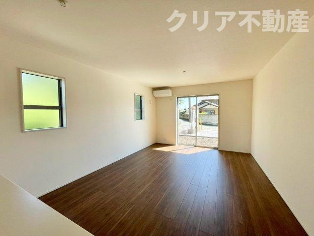 【居間・リビング】 | 藤岡市下戸塚　新築５号棟