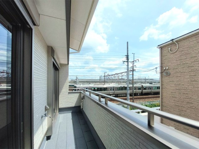 【新築戸建】向日市鶏冠井町番田「西向日」2SLDKのバルコニー