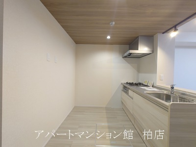 ヴィレオのキッチン|同施工会社、同型タイプです