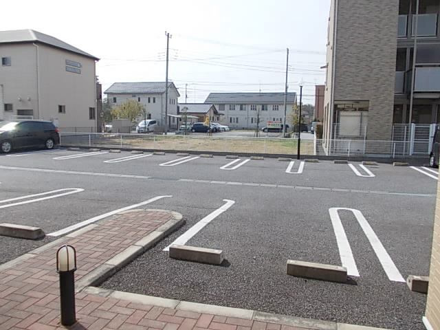 プルミエール・クラスⅢＢの駐車場|駐車場