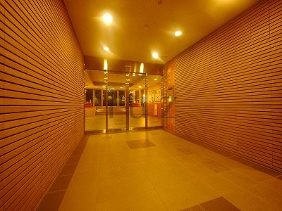 ヴィルヌーブ東戸塚プレジールのエントランス