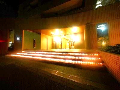 ヴィルヌーブ東戸塚プレジールのエントランス