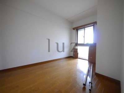 ヴィルヌーブ東戸塚プレジールの洋室