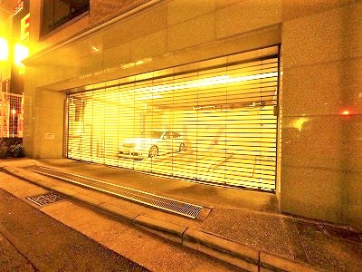 横浜市中区翁町２丁目の賃貸マンションの駐車場