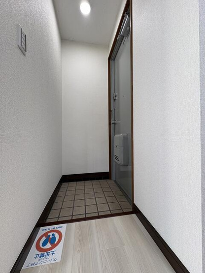【玄関】
