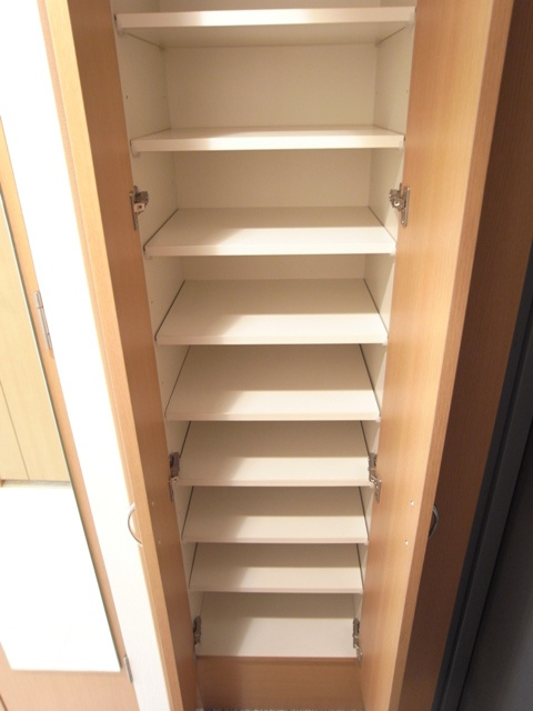 パレステュディオ中目黒の収納|同タイプ別住戸写真となります。現況と異なる場合がございます。