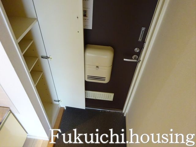 セトル豊郷の玄関
