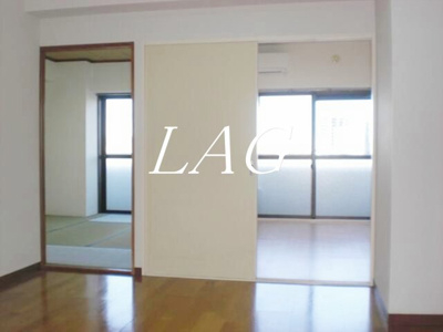 【居間・リビング】 | 石渡ビル | 洋室のお部屋です。