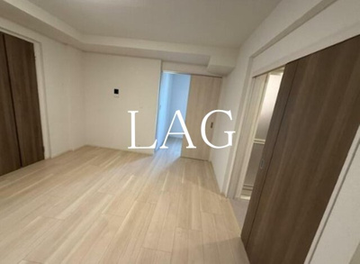 【居間・リビング】 | アバンテ向島 | 洋室のお部屋です。
