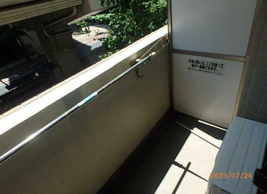 ステージファースト三軒茶屋Ⅱ　分譲賃貸　オートロック　三軒茶屋エリアのバルコニー