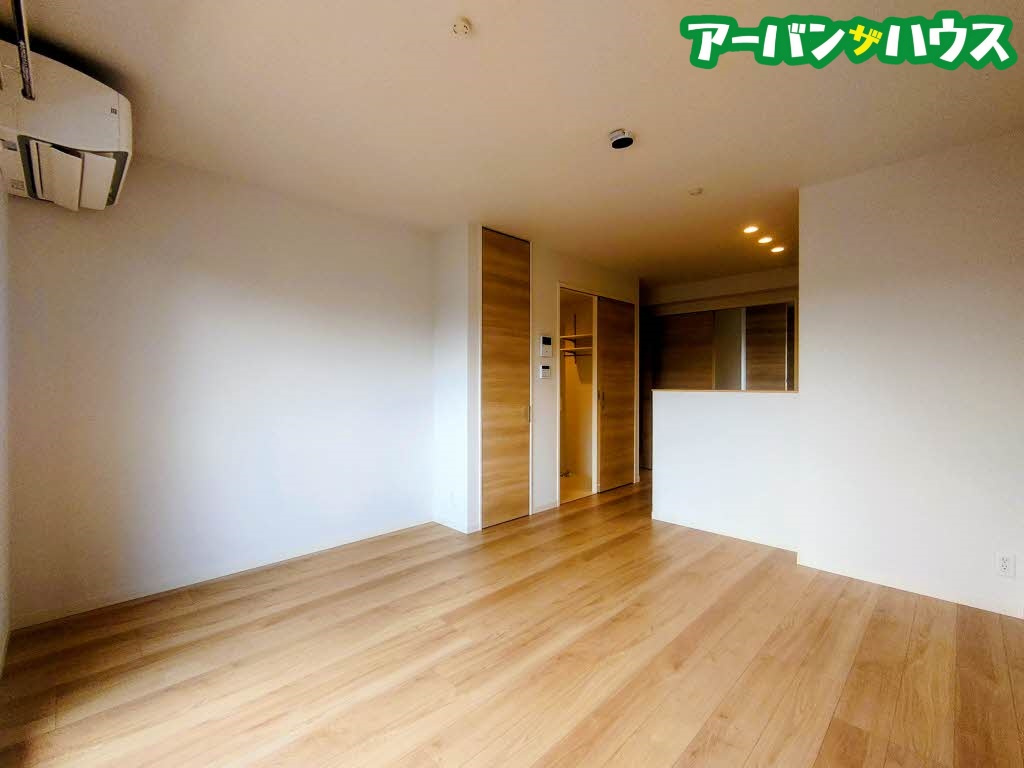 グレイス中島の居間・リビング
