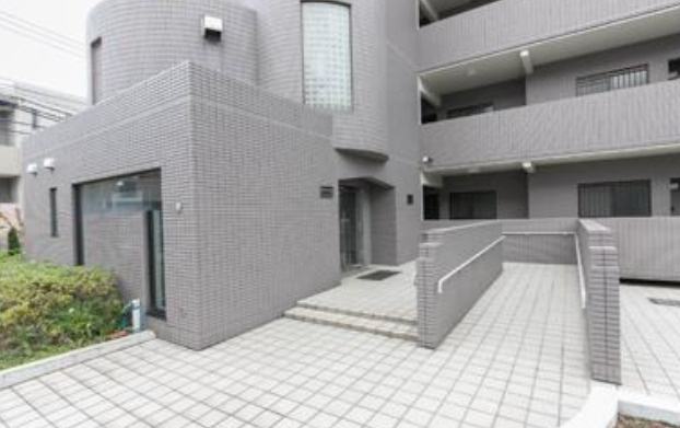 第2ゼルコーバ烏山のロビー