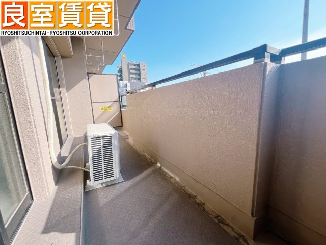 【バルコニー】 | ファミール元柴田東町