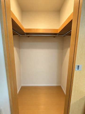 【収納】 | 【収納】ウォークインクローゼット完備で収納スペースも充実しております☆
