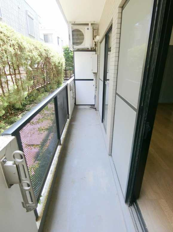 グランベル松陰　駅近　独立洗面台　TVドアホンのバルコニー