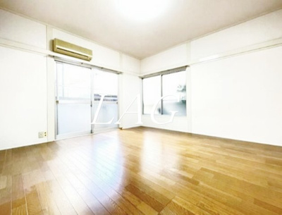 【居間・リビング】 | グリーンハイツ | 洋室のお部屋です。