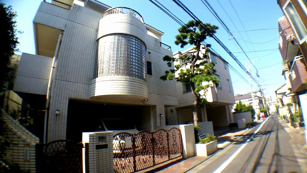 向丘ハウスの外観