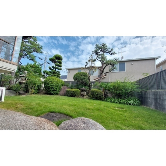 【庭】芦屋市松ノ内町９番戸建 