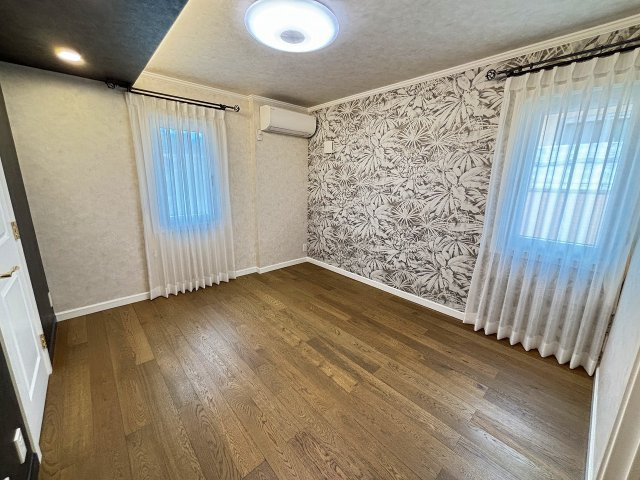 ☆２階洋室７帖☆