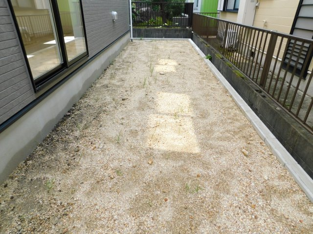 北名古屋市六ツ師女夫越の新築一戸建の庭|◇庭◇　　ガーデニングを楽しんだり、お子様の遊び場にある広々庭付き♪