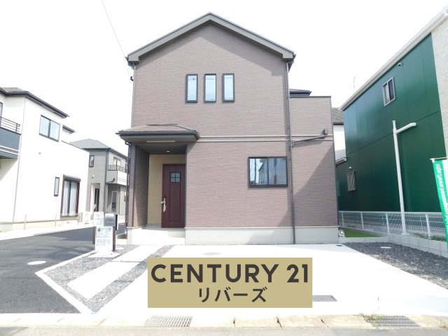 北名古屋市熊之庄十二社の新築一戸建の外観|☆C号棟☆　　いつでも見学出来ます♪（お問合せ当日、平日、水曜、夜間でもＯＫ）　長期優良住宅♪　駐車並列２台可！　全居室南向き♪　広い芝生の庭付！　続き間ＬＤＫ約２１帖！　小・中学校徒歩１０分圏内！