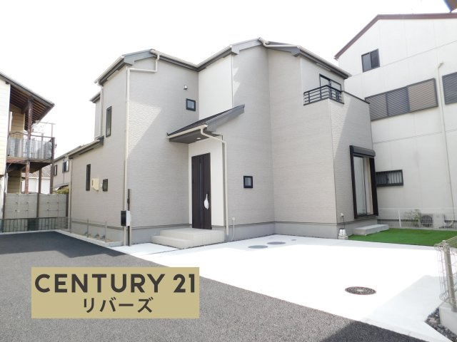 北名古屋市熊之庄十二社の新築一戸建の外観|☆D号棟☆　　いつでも見学出来ます♪（お問合せ当日、平日、水曜、夜間でもＯＫ）　長期優良住宅♪　敷地５４坪超！　続き間ＬＤＫ約２１．７８帖！　全居室南向き♪　芝生の庭付き！　小・中学校徒歩１０分圏内！