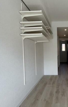 【収納】 | CORVAL大森 | 稼働棚で自由な収納スペースを作れます。