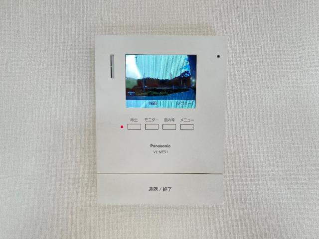 リバーヒルズ横浜の内装|カメラ付インターホン