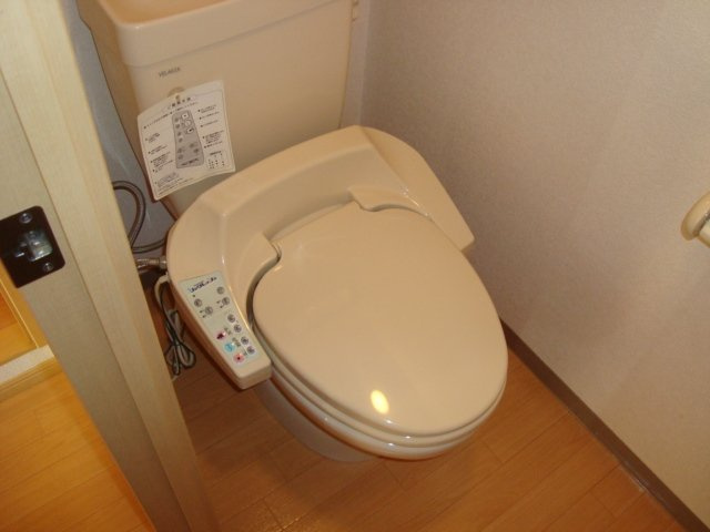 グランチェスタＢのトイレ|シャワー付トイレ（イメージ）