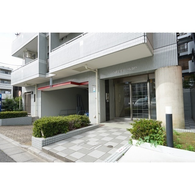 パネ協西川口ハイムのエントランス|入口
