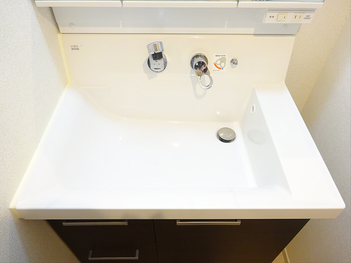 シュトラール赤堤の洗面所